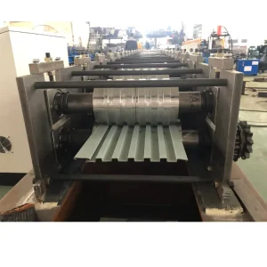 0.5-0.8mm PPGI Color Steel Aluminum Metal Exterior Wall Panel Roof Cladding Roll Forming Machine