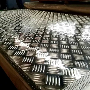 1060 3003 5052 6061 Aluminum Tread Plate Aluminum Checkered 5 Bar Plate Sheet Diamond 6mm Aluminum Diamond Plate