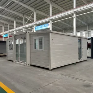 3 Bedroom 20FT Expandable Prefab Modern Portable Villa Shipping Container House with Waterproof Breathable Features