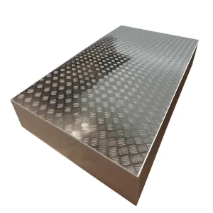 300 Series 304/316 Stainless Steel Checkered Plate for Stair Treads, 2B/BA Surface, 1-15mm, Custom Bending and Welding