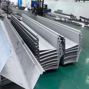304 Stainless Steel Gutter for Industrial Commercial Roof Drainage System Metal Rainwater Channel for Efficient Water Management