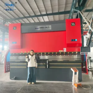 4000mm CNC Hydraulic Press Brake DA53TX 6+1 Axis Sheet Metal Bending Machine With Automatic Control