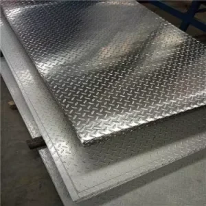 4×8 Feet Anti Slip Industrial Walkway 304 316 Stainless Steel Diamond Tread Plate 2mm 5mm Thickness Bending Processing Service