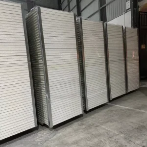 50mm Eco-Friendly Insulation Partition Wall Fireproof Rock Wool Filled Sandwich Panels Color Steel Plate for Cold Room Warehouse