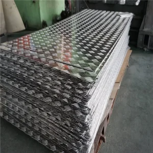 6061-T6 Aluminum Checkered Plate 6.4 mm Anti-Slip Tread Sheet for Flooring, Truck, Marine, Industrial Use ASTM B209