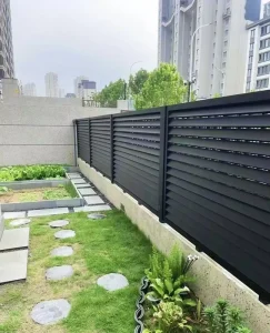 Aluminum Alloy Composite Wood-Grain Slatted Privacy Fence