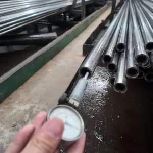 Bevel End Seamless Tube ASTM A106 for Mechanical Equipment Pipelines Fire protection Custom Size