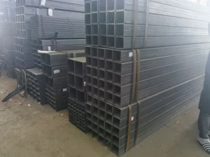 Black Square Rectangular Steel Pipe 40X40 40X60 100×100 Hollow Rectangular Tube Q235 Q345 Carbon Square Steel Pipe