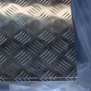 Checker Plate Steel Aluminum Diamond Tread Anti Slip Flooring 1mm-6mm Thick Industrial Supplier