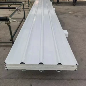 China Factory 75mm Metal Sandwich Wall Roof Panel Fireproof Polyurethane Insulated Board for Cold Room Warehouse Construction