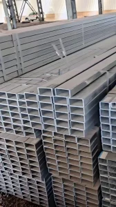 China Factory Price Q235 Rectangular Tube Profile Black Galvanized Hollow Section Square Steel Pipe