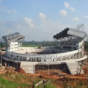 China Steel Structure Factory Waterproof Space Truss Design Metal Structure Roof Stadium Canopy Steel Pipe Truss Roof