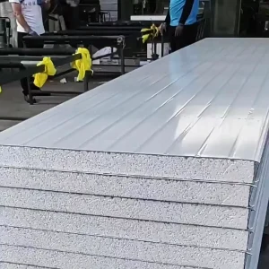 Colored Steel EPS and Glass Wool Insulated Sandwich Panels for Precast Houses and Workshops