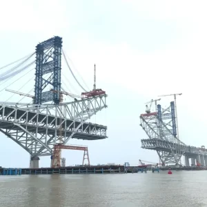 Custom Heavy Duty Metal Truss Bridge High Strength Steel Structure for National Highway Construction