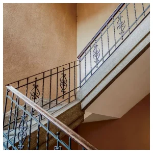 Custom Steel Wrought Iron Traditional Railing Handrail Rust Resistant for Balcony Hospital Mall Residential Commercial
