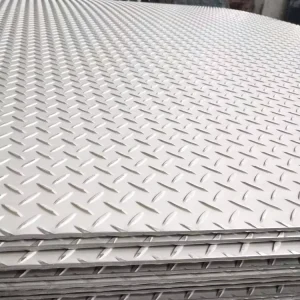 Custom made Bulk Non alloy Steel CE Certified Anti slip Checkered Plates Steel Sheet Bending Welding Warehouse Stair Treads