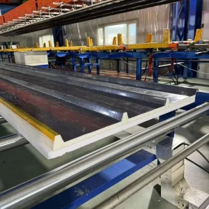 Customized Insulated PU Corrugated Roof Sandwich Panels with 50/70/100mm Thickness Roof Sandwich PU Panel for House Roof
