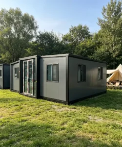 Customized Luxury Temporary Exhibition Showroom Portable Guard Booth 40ft Expandable Container House
