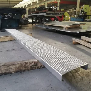 Customized Perforated 304 316 Stainless Steel Anti-Skid Plate for Walkways and Stair Treads