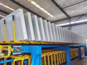 Dust-Free Fireproof Polyurethane PIR Glass Wool Rock Wool EPS Sandwich Panels for Roof and Wall Insulation
