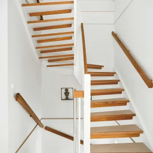 Elegant White Straight Staircase with Oak Wood Treads for Contemporary Interiors