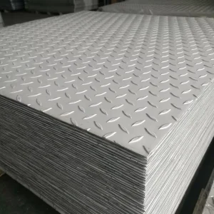 Embossed 300 Series Stainless Steel Checkered Plate Diamond Tread Sheet Anti Slip Floor Plate GB Standard 2B Surface Welding