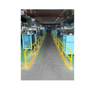 European Style Carbon Steel Railing with 6 Feet Customizable Dimensions for Commercial and Construction Site Use