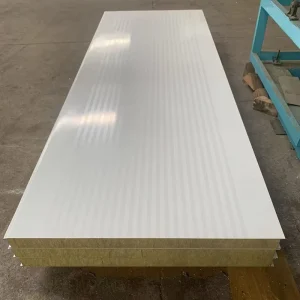 Factory Direct Sale Eco-Friendly Rock Wool Sandwich Panels Fire Resistant Water Resistant for Hotels Cold Rooms Efficient Heat