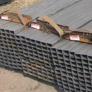 Factory Price of Corrosion-resistant Rectangular Pipes and Square Tubes for Construction Purposes