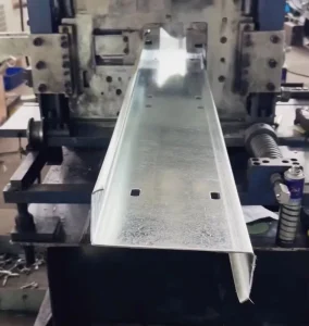 Factory Z Shaped Steel Purlin Profile with Zinc Coating Fire Resistant Anti-Corrosion for Construction