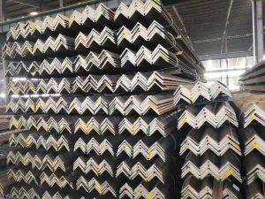 Factory direct, high quality and low price, engineering angle steel 200mm*200mm 14/16/18/20/24
