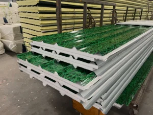 Fireproof Glass Wool Sandwich Roof Panel Multi Stiffening Rib Profile Excellent Thermal And Acoustic Insulation