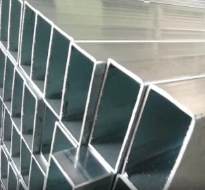 Galvanized Square Rectangular Steel Tube 2inch 1 1/2inch 40*40mm 60*60mm SHS RHS Structure Pipe Oil Pipe Bending Cutting Welding