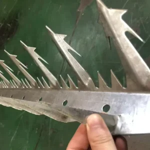 Galvanized Wall Top Climb Shark Tooth Steel Security Fencing Wall Spike Star Shaped