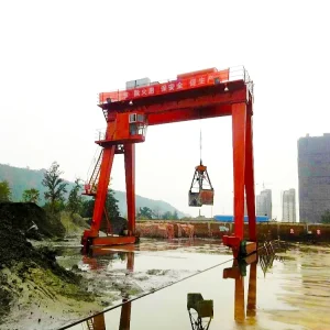 Grab Type Heavy Duty Double Beam Gantry Crane 30 Tons 50 Tons Grab Gantry Crane for Outdoor