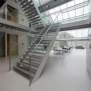 Heavy Duty Metal Straight Ladder with Protective Coating for Outdoor Access and Construction Use