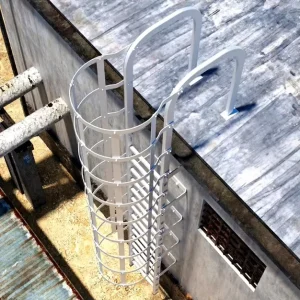 Heavy-Duty Outdoor Fixed Straight Aluminum Alloy Insulated Climbing Ladder for Workshop Use