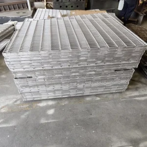 Heavy-Duty Standard Walkway Stair Treads Kenya Press Serrated Ship Deck Stainless Steel Grating Supplier in Malaysia