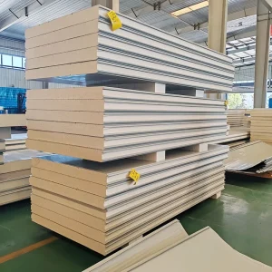 High Quality Waterproof Sandwich Panel Roof Chinese Factory Price PUR Foam Wall Pir Insulated PU Corrugated Sandwich Roof Panel