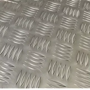 High Strength Anti-Slip Stainless Steel Embossed Welded Checkered Plate 2B Surface Finish Industrial Flooring Stair Treads