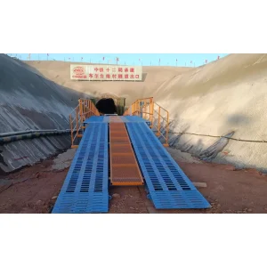 High-Strength Steel Hydraulic Self-Walking Trestle Bridge for Railway and Highway Infrastructure Projects