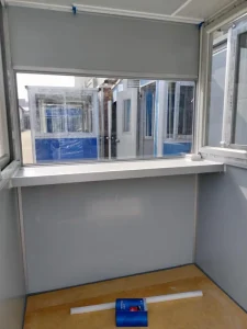 Hongqi Chinese Design Outdoor Portable Prefabricated Steel Structure Square Security Booth Safe Metal Shack Modern Elegant