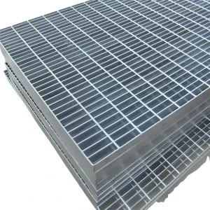 Hot Dip Galvanized Drainage Cover Grating Carbon Steel Grating Durable Outdoor Walkway Platform Grating Bar Grating Manufacturer