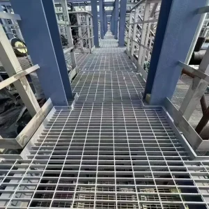 Hot-Dip Galvanized Metal Grating Staircase Treads for Ships and Ports, Manufacturer