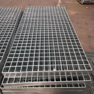 Hot-Dip Galvanized Steel Grid Plate 304 Stainless Steel Anti-Corrosion Stair Tread Drainage Ditch Cover Grill Welding Cutting