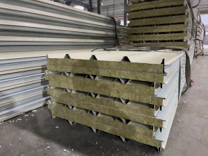 Industrial Roof Insulation Panel With Multi Ribs Customizable Core EPS Rock Wool Glass Wool High Strength