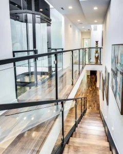 Interior Metal Post Railing Tempered Glass Stair Balustrade