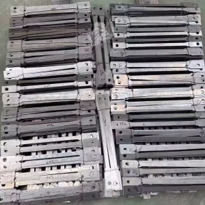 LT Concrete Formwork Wall Tie Flat Tie Steel Formwork Accessories X Flat Tie for Concrete Wall Panel Connection Wedge Pin
