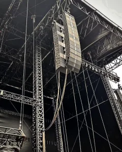 Large Load Electric Lifting Stage Truss Motorized Lifting Truss System for Event Venues, Theaters & Concerts