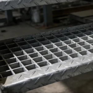 Light Duty Trench Grate Galvanized Walkway Gittrerost Stufen bar Grate Stair Treads
